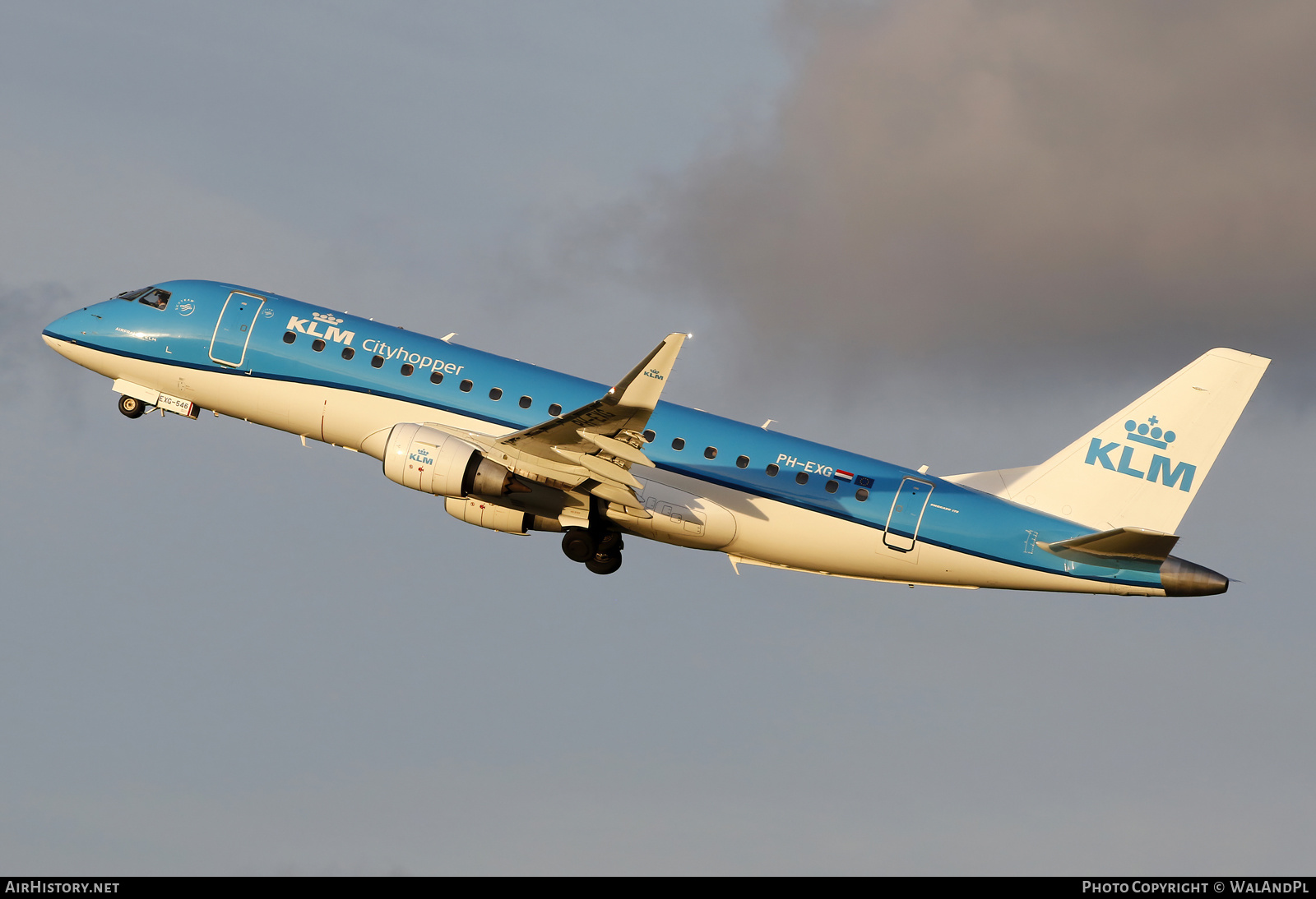 Aircraft Photo of PH-EXG | Embraer 175STD (ERJ-170-200STD) | KLM Cityhopper | AirHistory.net #518572
