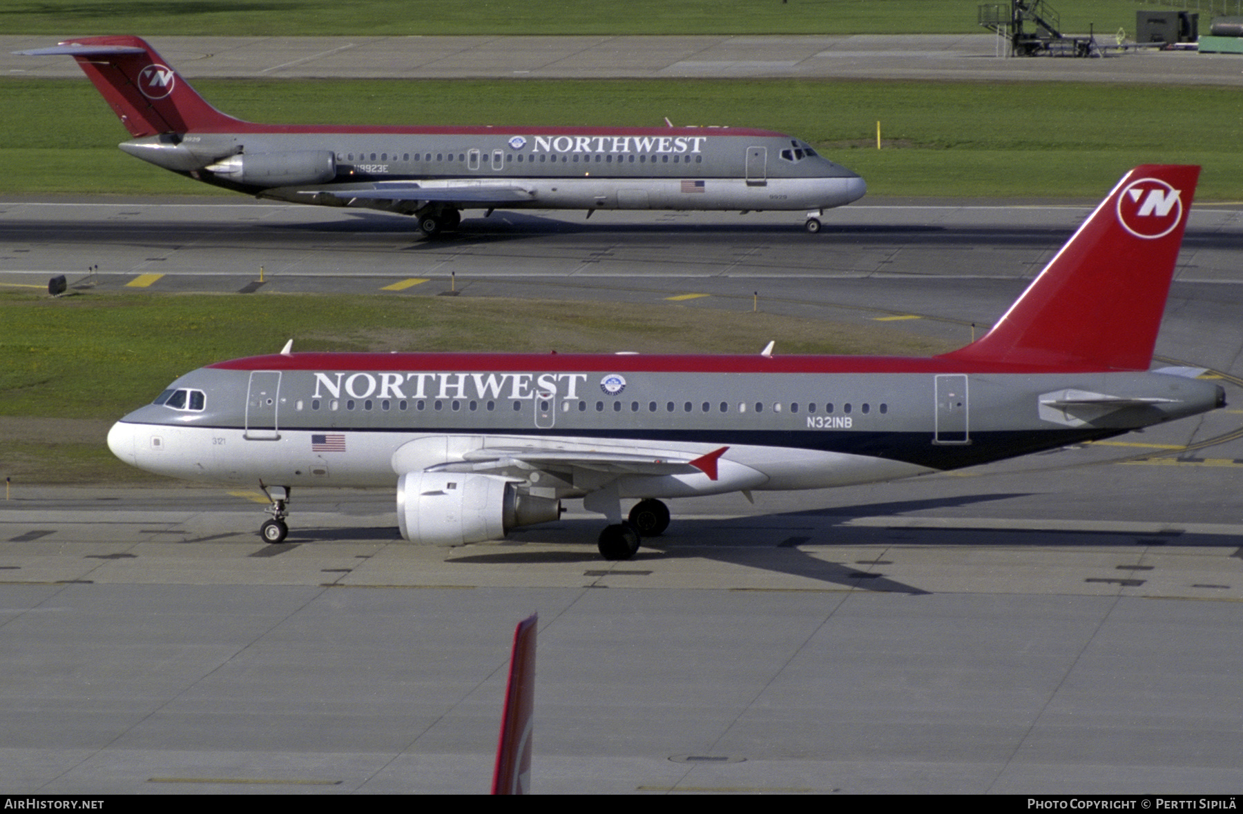 Aircraft Photo of N321NB | Airbus A319-114 | Northwest Airlines | AirHistory.net #518665