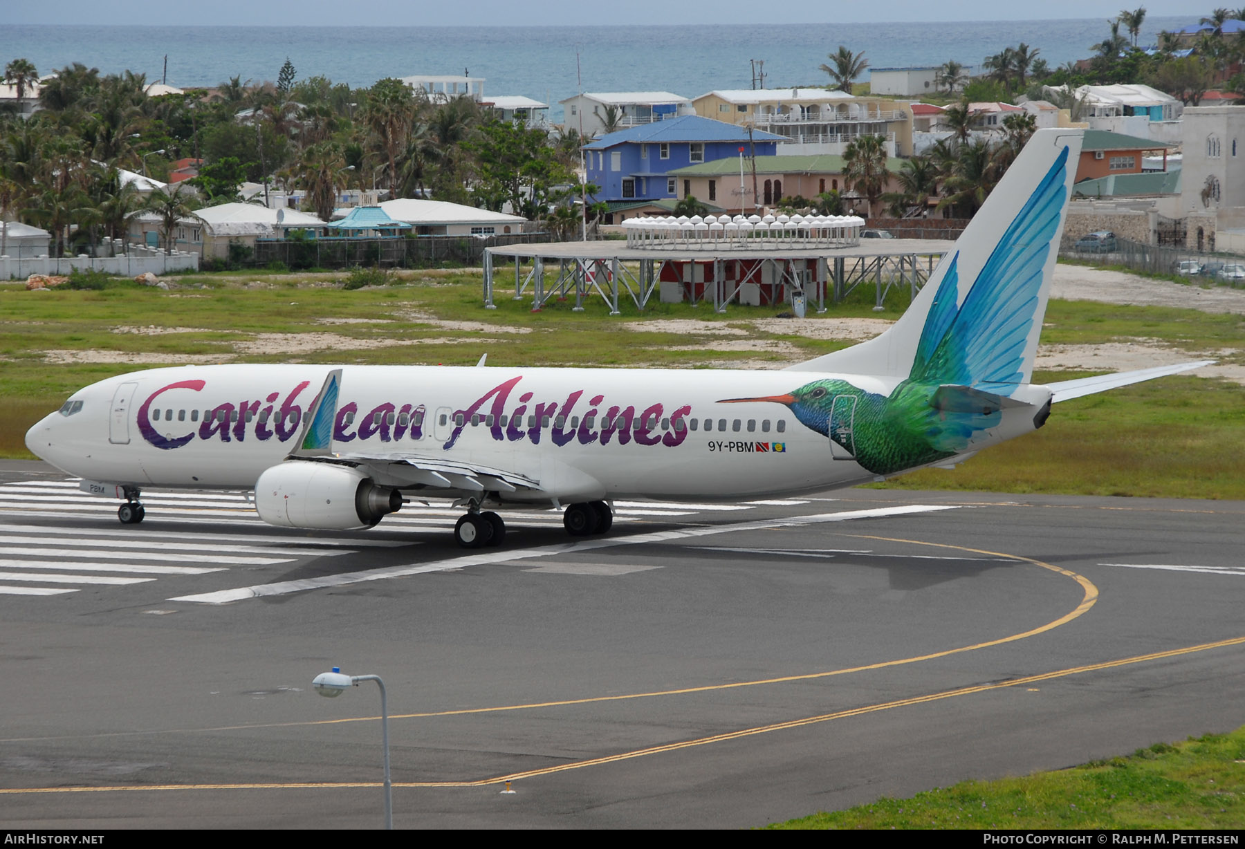 Aircraft Photo of 9Y-PBM | Boeing 737-8BK | Caribbean Airlines | AirHistory.net #518725