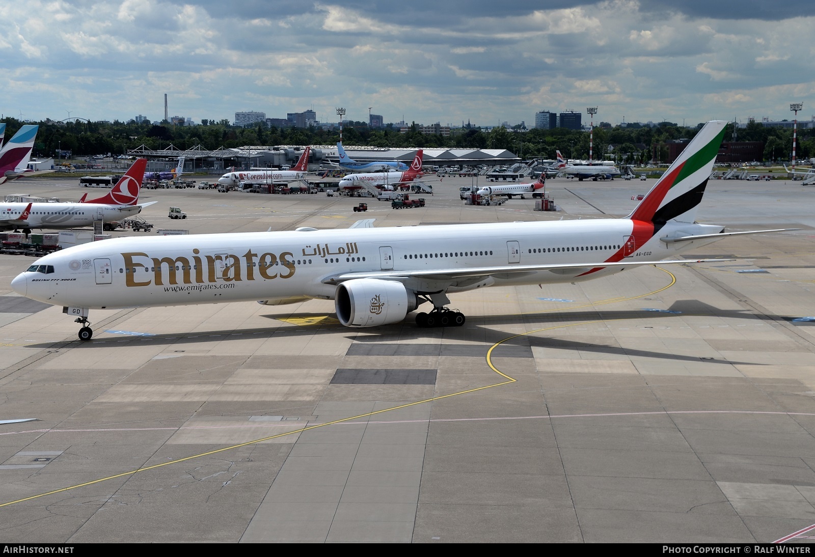 Aircraft Photo of A6-EGD | Boeing 777-31H/ER | Emirates | AirHistory.net #518866