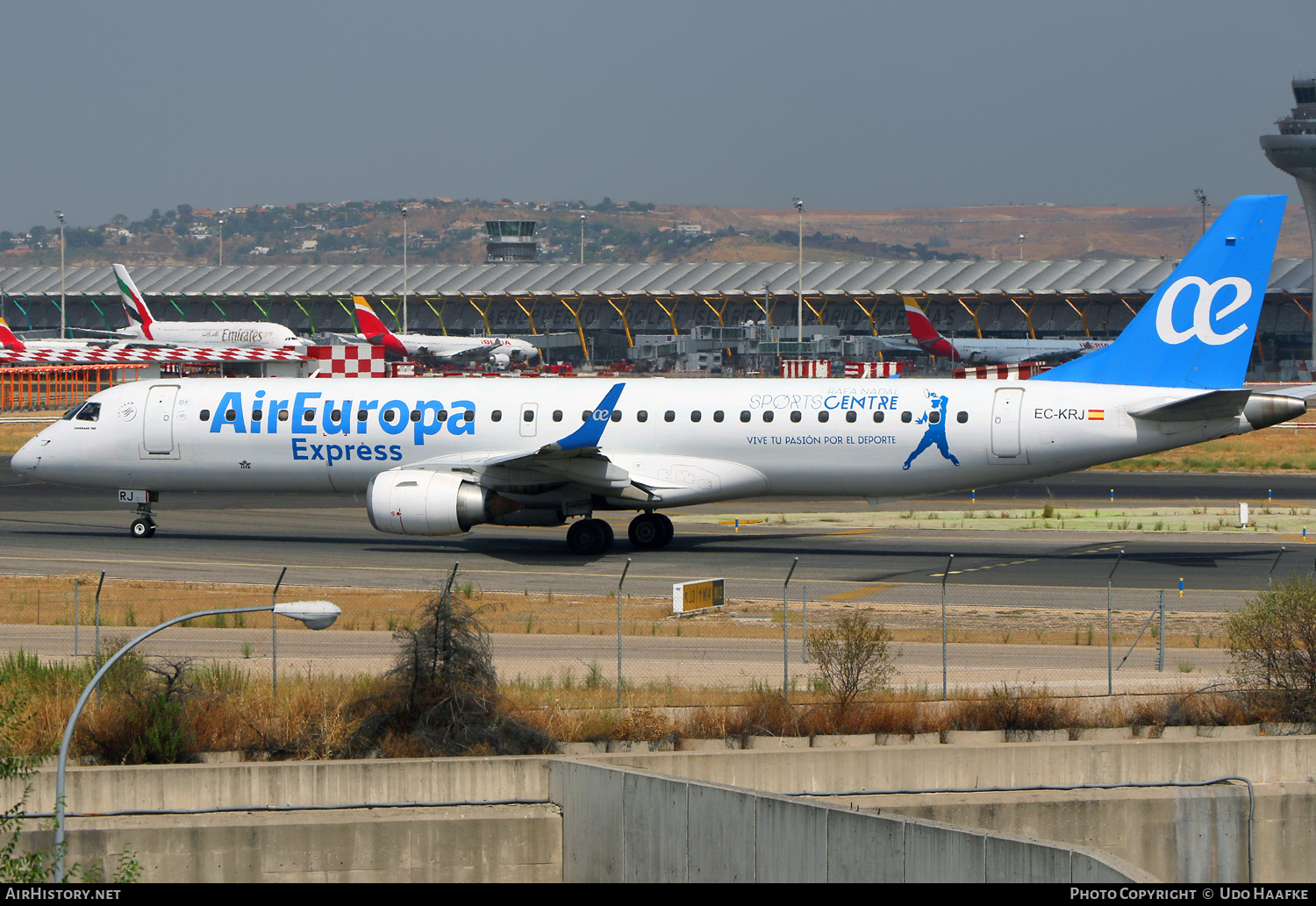 Aircraft Photo of EC-KRJ | Embraer 195LR (ERJ-190-200LR) | Air Europa Express | AirHistory.net #518929