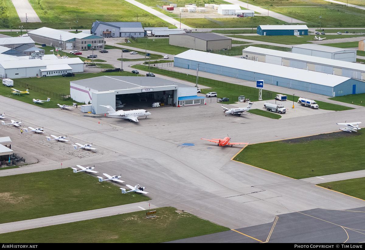 Airport photo of London (CYXU / YXU) in Ontario, Canada | AirHistory.net #518972