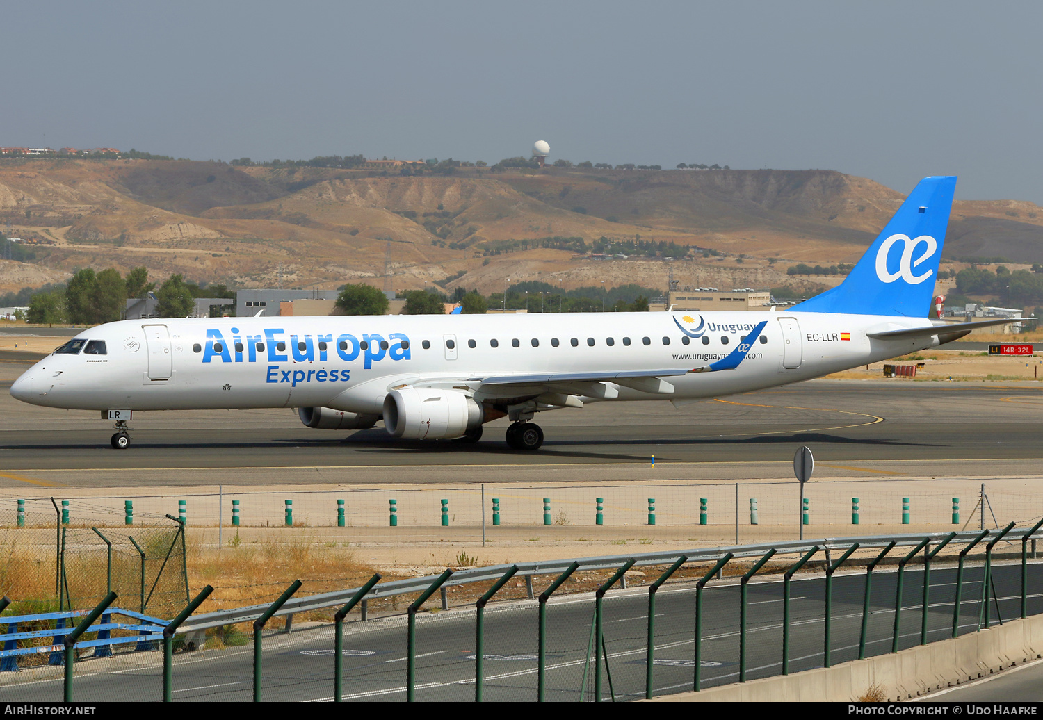 Aircraft Photo of EC-LLR | Embraer 195LR (ERJ-190-200LR) | Air Europa Express | AirHistory.net #519060