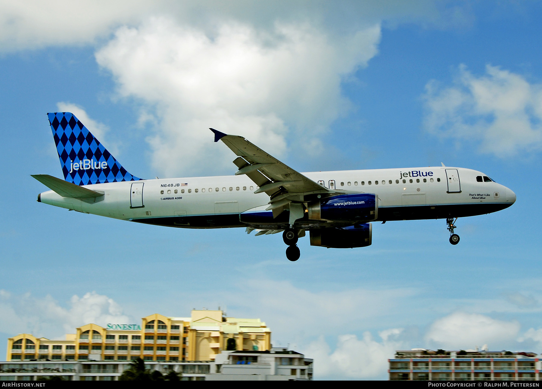 Aircraft Photo of N648JB | Airbus A320-232 | JetBlue Airways | AirHistory.net #519140