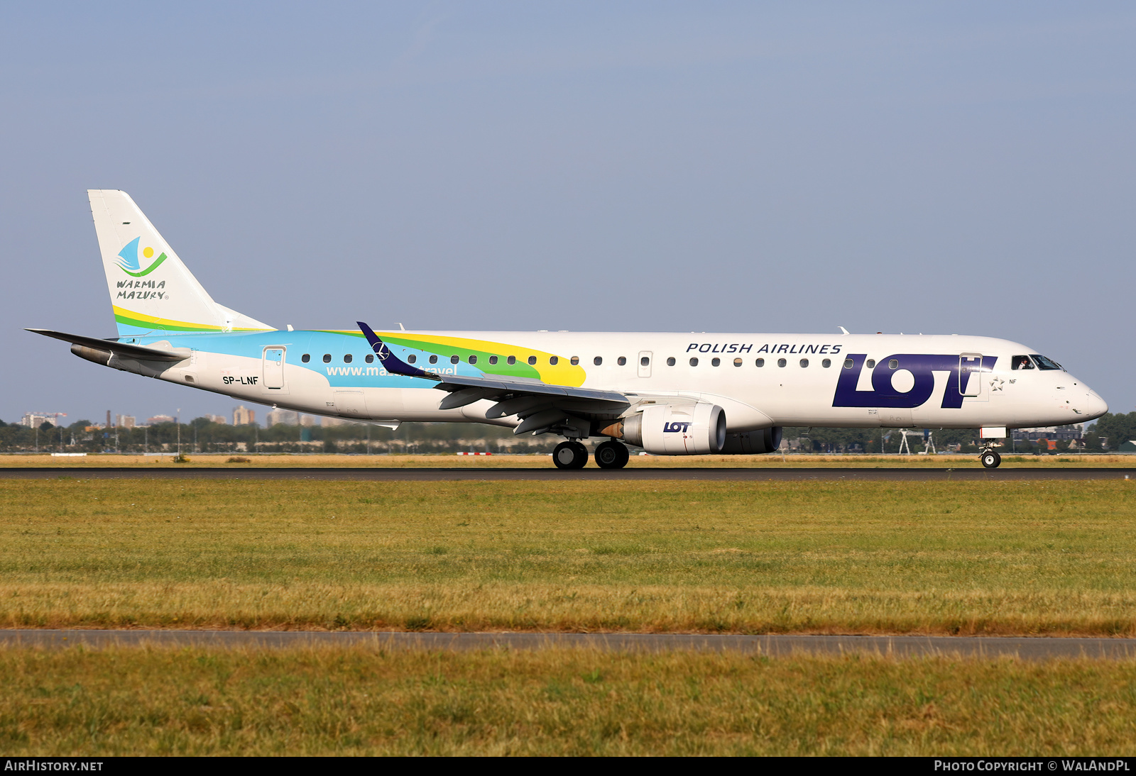 Aircraft Photo of SP-LNF | Embraer 195LR (ERJ-190-200LR) | LOT Polish Airlines - Polskie Linie Lotnicze | AirHistory.net #519276