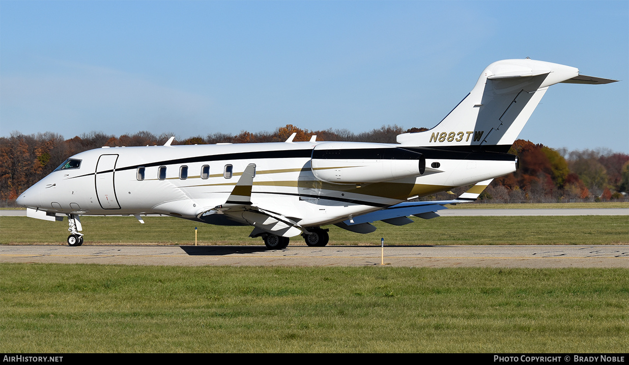 Aircraft Photo of N883TW | Bombardier Challenger 350 (BD-100-1A10) | AirHistory.net #519311