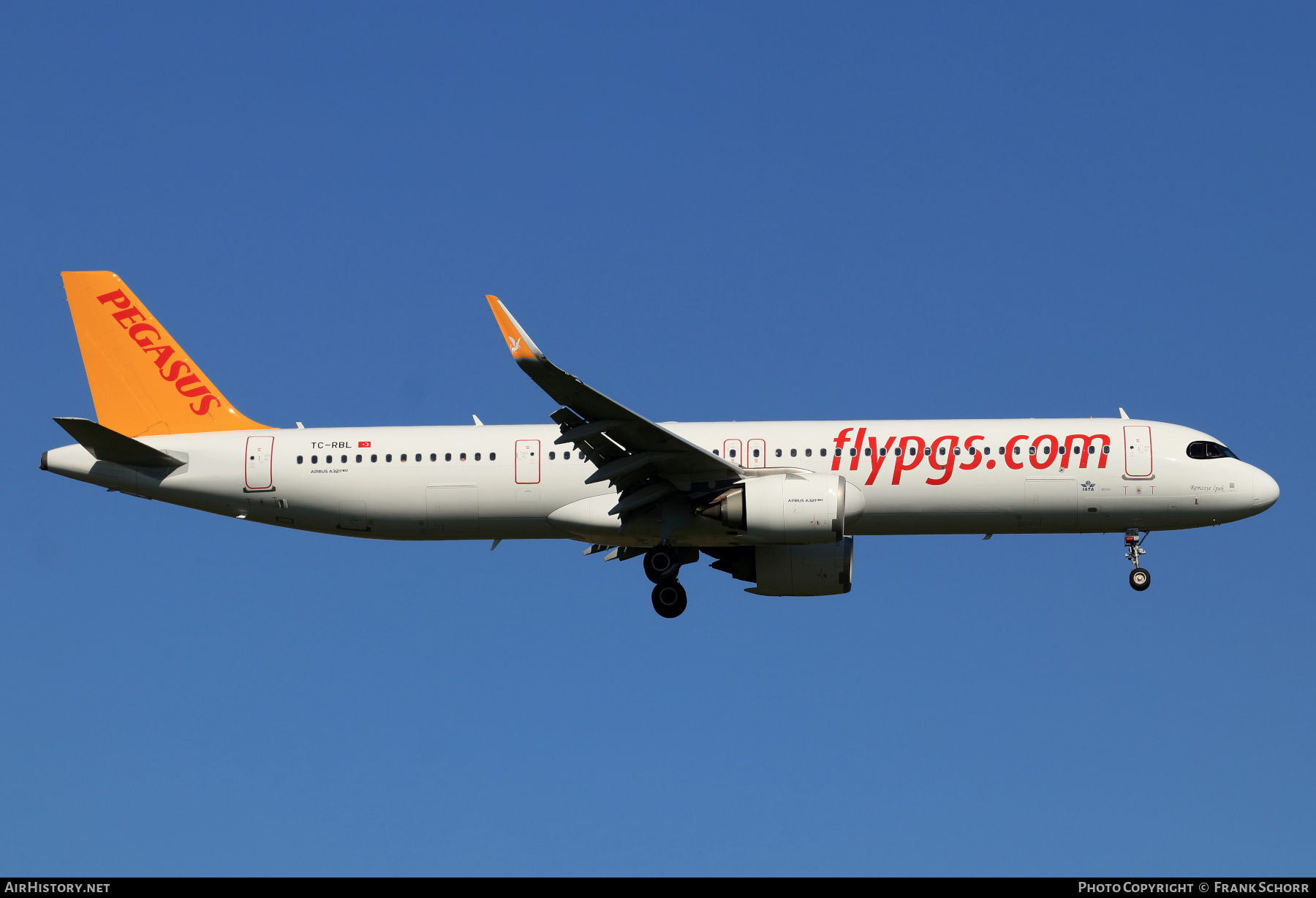 Aircraft Photo of TC-RBL | Airbus A321-251N | Pegasus Airlines | AirHistory.net #519454