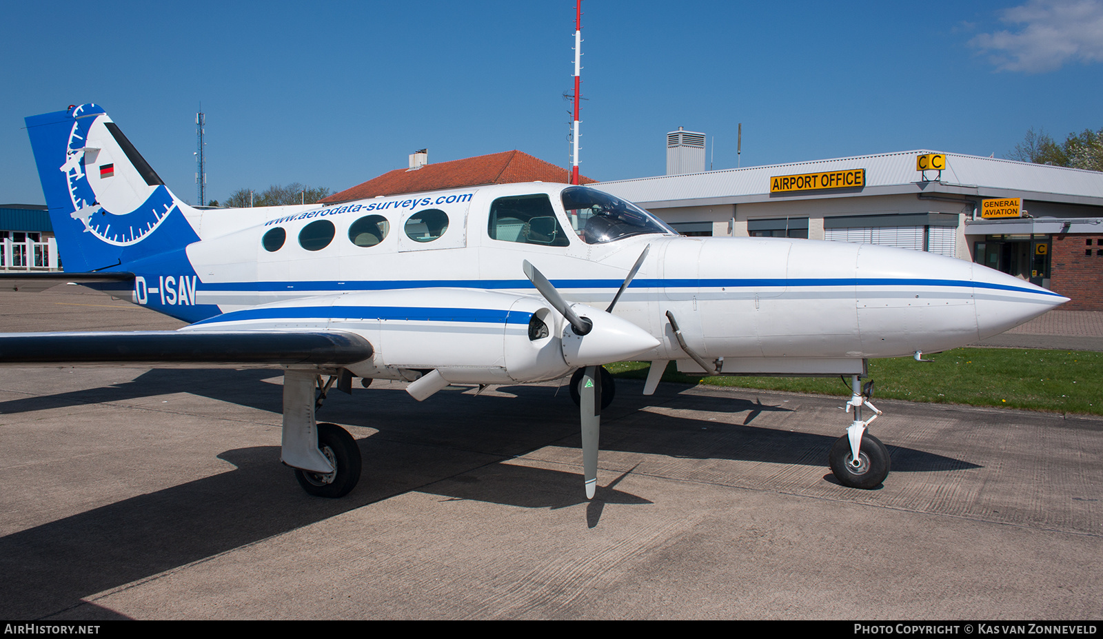 Aircraft Photo of D-ISAV | Cessna 402B | Aerodata International Surveys | AirHistory.net #519469