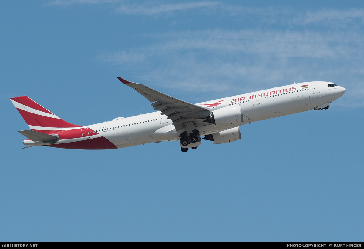 Aircraft Photo of 3B-NBV | Airbus A330-941N | Air Mauritius | AirHistory.net #519542