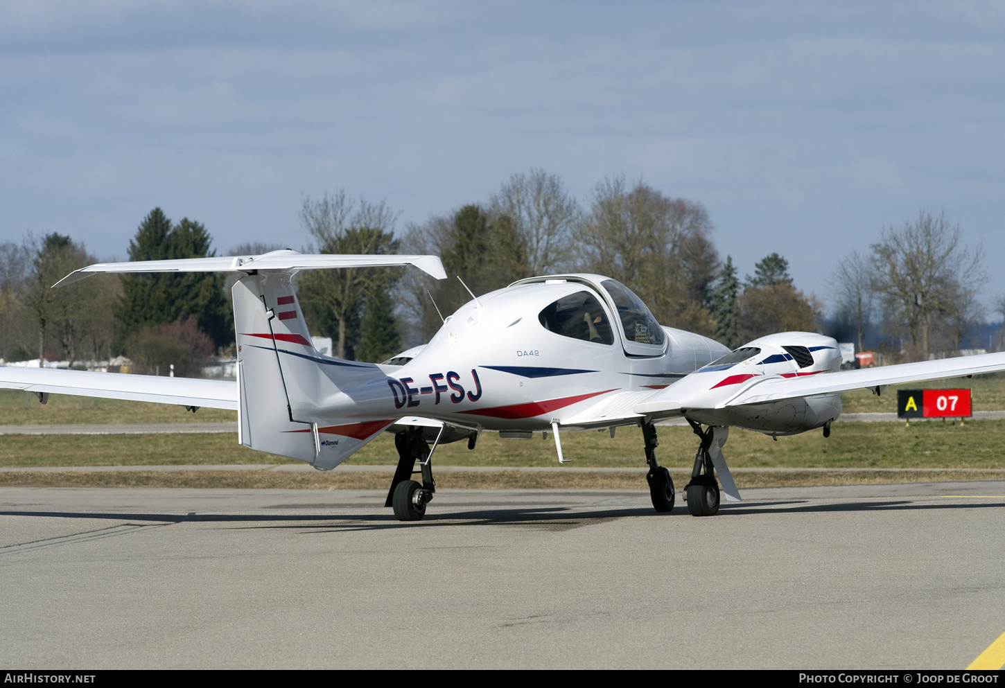 Aircraft Photo of OE-FSJ | Diamond DA42 NG Twin Star | AirHistory.net #519558