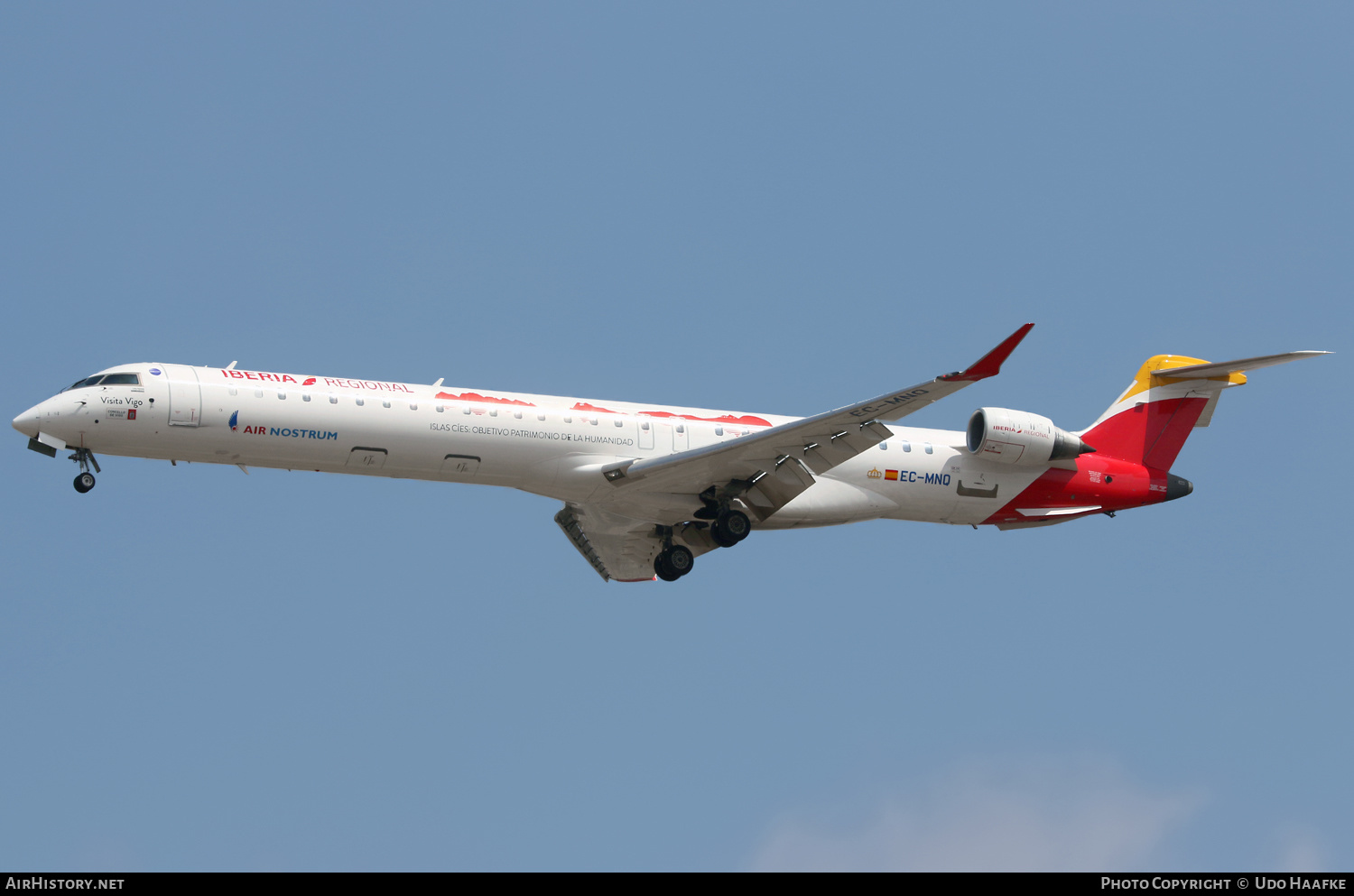 Aircraft Photo of EC-MNQ | Bombardier CRJ-1000EE (CL-600-2E25) | Iberia Regional | AirHistory.net #519585
