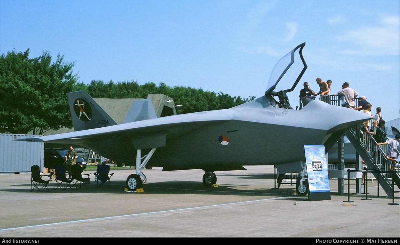 Aircraft Photo of J-254 | Boeing X-32A (mock-up) | Netherlands - Air Force | AirHistory.net #519595