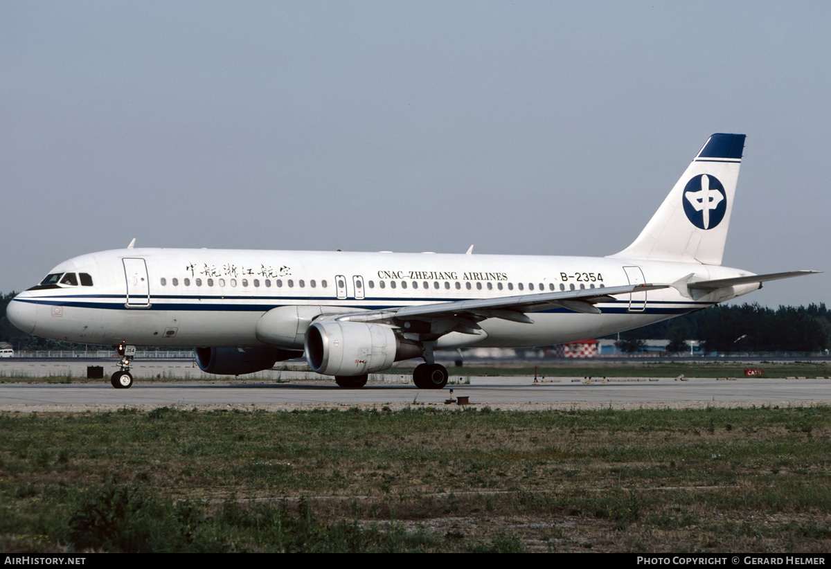 Aircraft Photo of B-2354 | Airbus A320-214 | CNAC - Zhejiang Airlines | AirHistory.net #519672