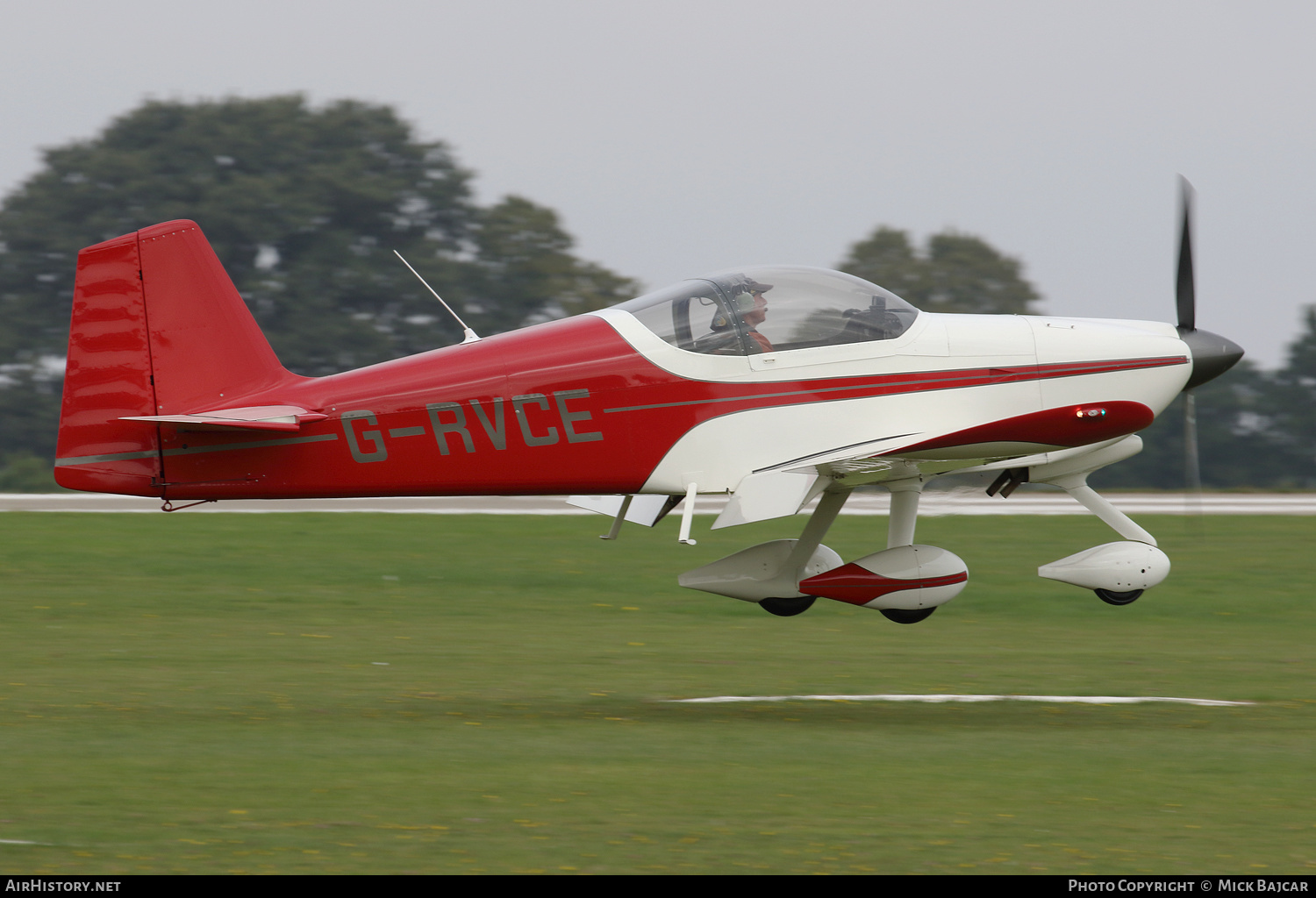 Aircraft Photo of G-RVCE | Van's RV-6A | AirHistory.net #519676