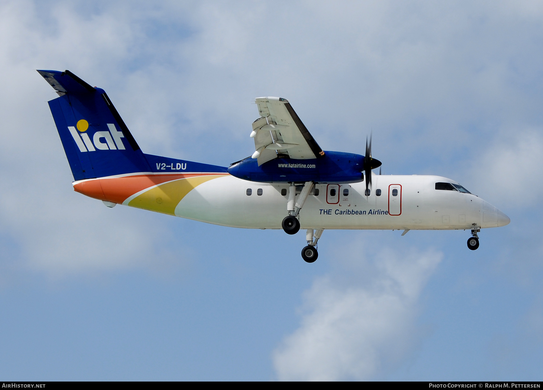 Aircraft Photo of V2-LDU | De Havilland Canada DHC-8-103 Dash 8 | LIAT - Leeward Islands Air Transport | AirHistory.net #519691