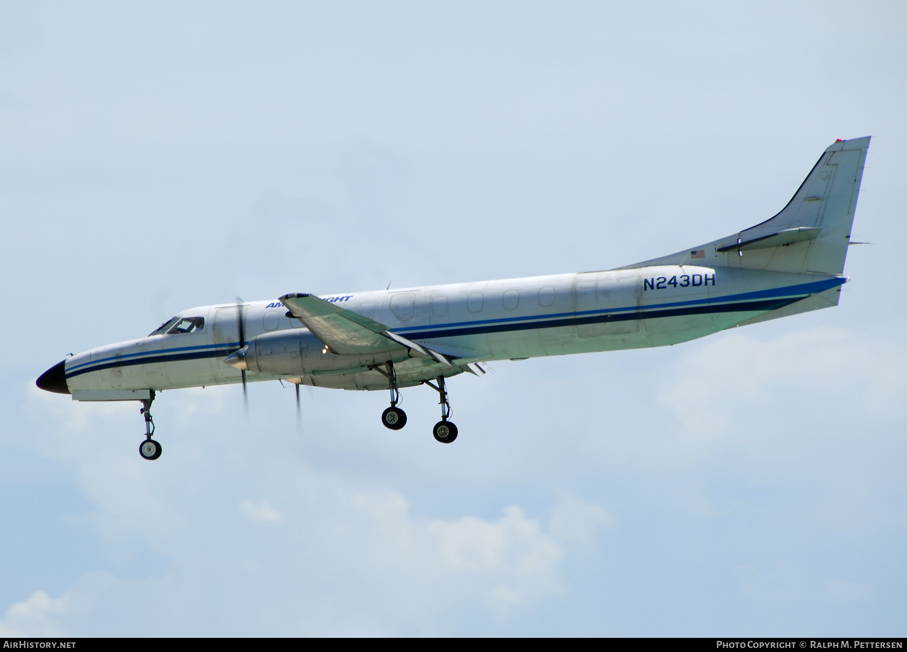 Aircraft Photo of N243DH | Fairchild SA-227AT Merlin IVC | Ameriflight | AirHistory.net #519729