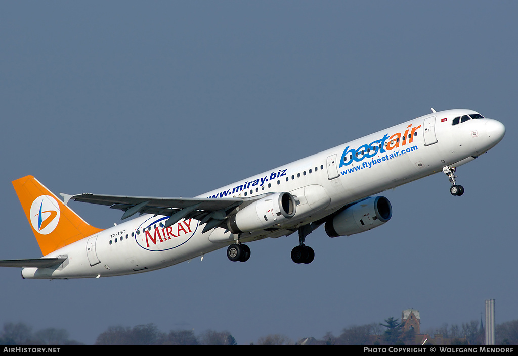 Aircraft Photo of TC-TUC | Airbus A321-131 | Bestair | AirHistory.net #519758