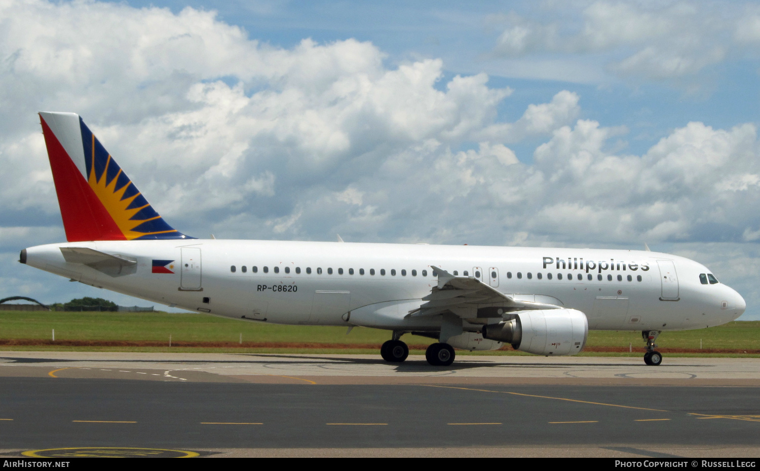 Aircraft Photo of RP-C8620 | Airbus A320-214 | Philippine Airlines | AirHistory.net #519858
