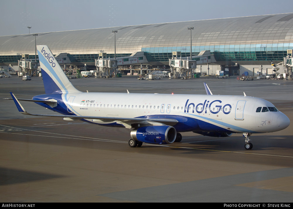 Aircraft Photo of VT-IAY | Airbus A320-232 | IndiGo | AirHistory.net #519901