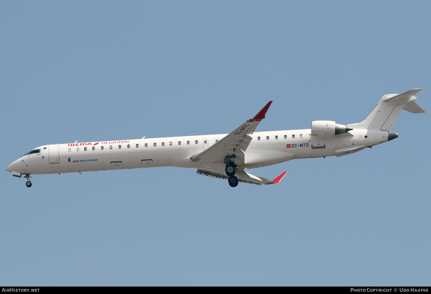 Aircraft Photo of EC-MTO | Bombardier CRJ-1000 (CL-600-2E25) | Iberia Regional | AirHistory.net #519927