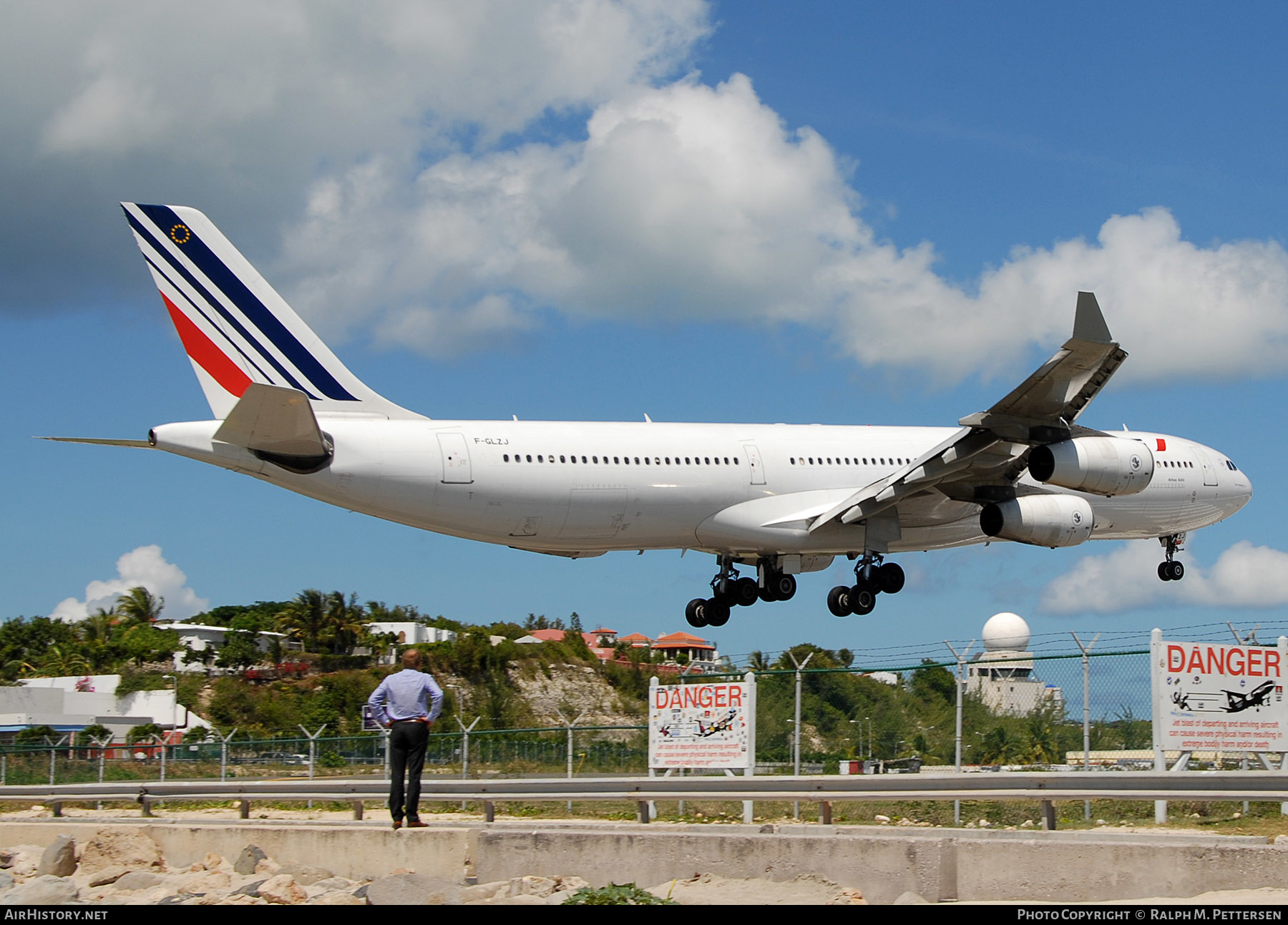 Aircraft Photo of F-GLZJ | Airbus A340-313 | Air France | AirHistory.net #519983