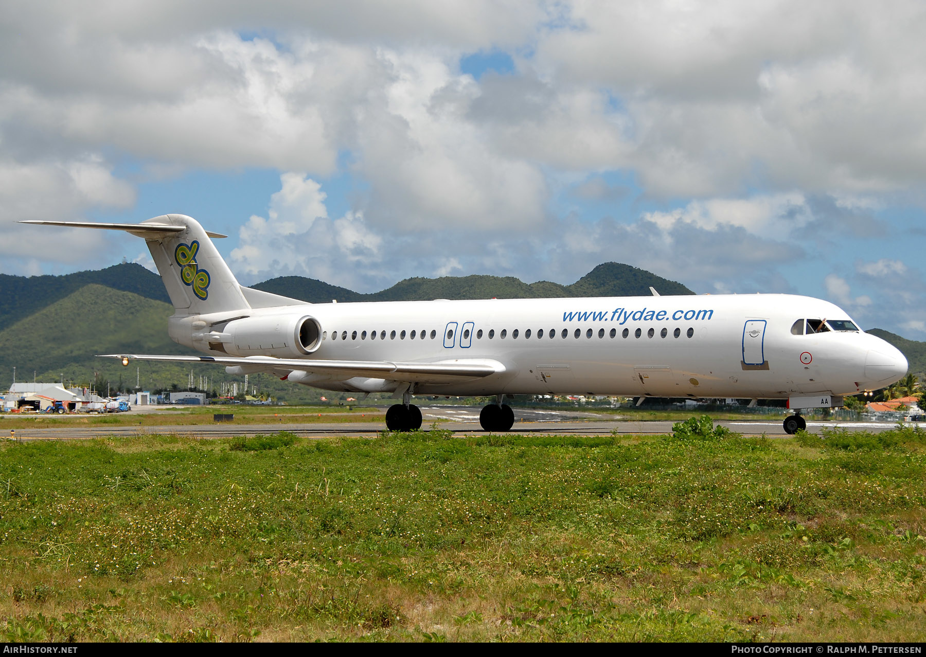 Aircraft Photo of PJ-DAA | Fokker 100 (F28-0100) | DAE - Dutch Antilles Express | AirHistory.net #519988