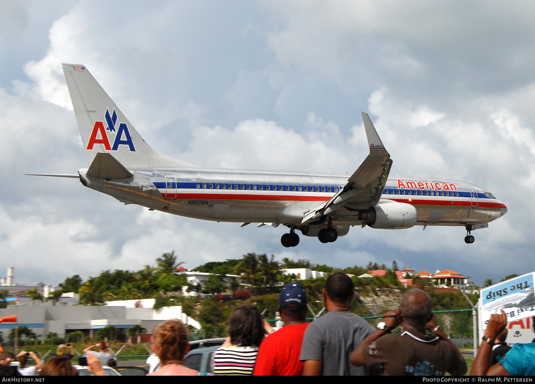 Aircraft Photo of N937AN | Boeing 737-823 | American Airlines | AirHistory.net #520000