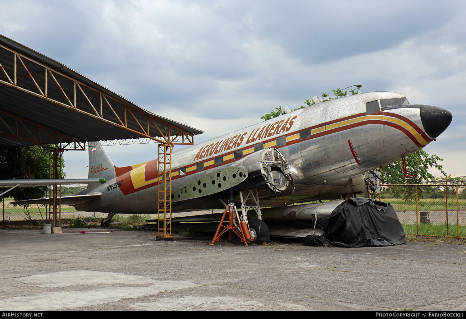 Aircraft Photo of HK-3286 | Douglas C-47 Skytrain | Aerolíneas Llaneras - ARALL | AirHistory.net #520015