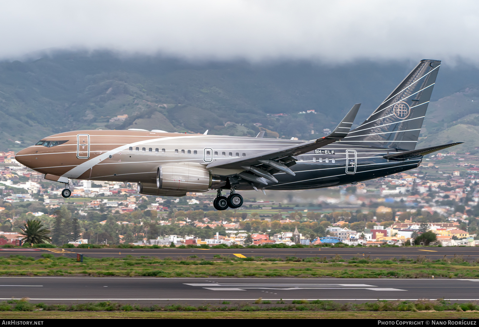 Aircraft Photo of 9H-ELF | Boeing 737-7BC BBJ | AirHistory.net #520026