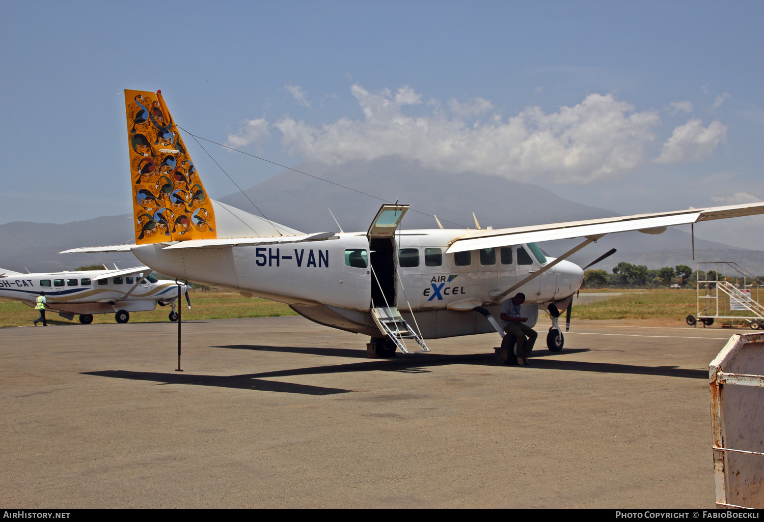 Aircraft Photo of 5H-VAN | Cessna 208B Grand Caravan | Air Excel | AirHistory.net #520074