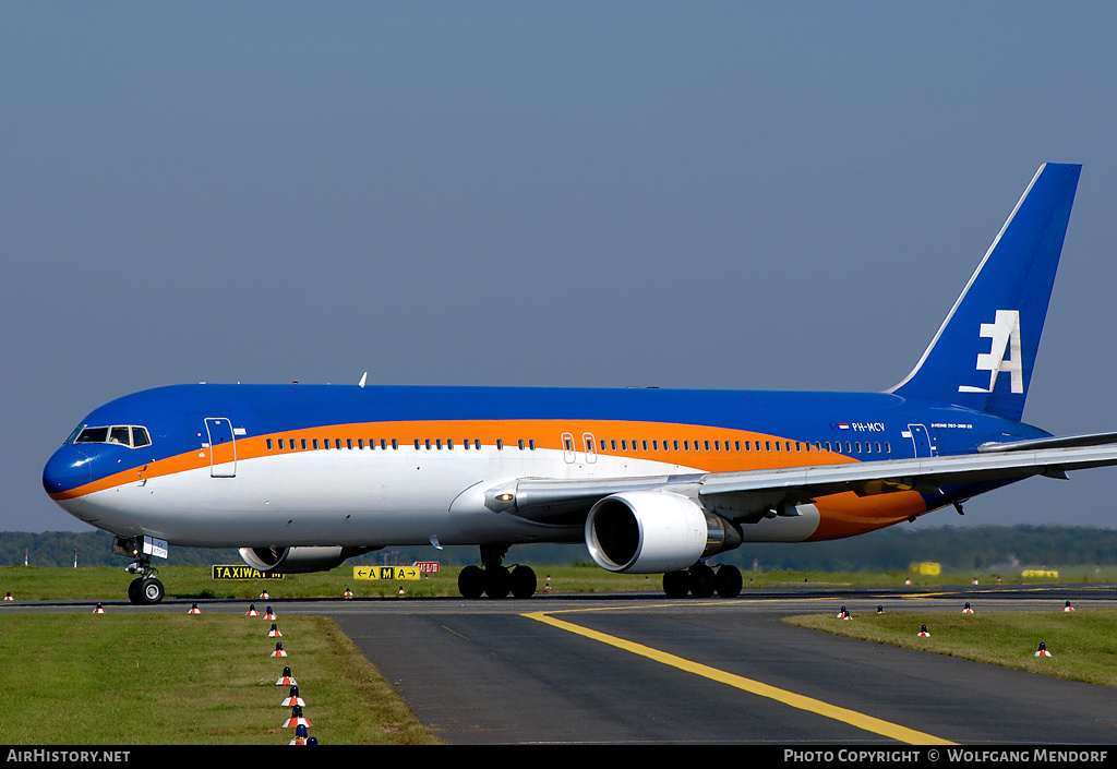 Aircraft Photo of PH-MCV | Boeing 767-31A/ER | HollandExel | AirHistory.net #520244