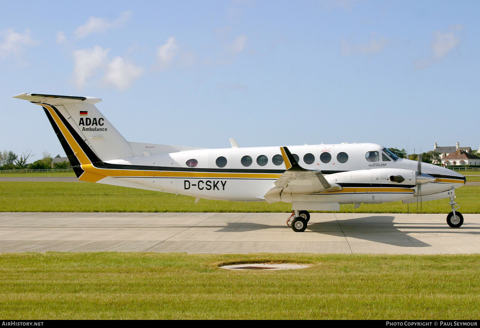 Aircraft Photo of D-CSKY | Beech Super King Air 350 (B300) | ADAC Luftrettung | AirHistory.net #520267