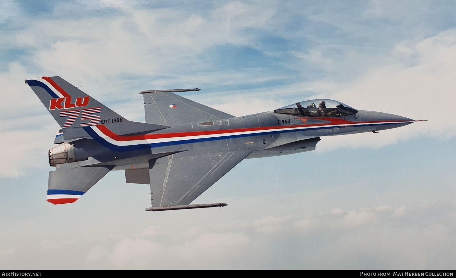 Aircraft Photo of J-864 | General Dynamics F-16A Fighting Falcon | Netherlands - Air Force | AirHistory.net #520272
