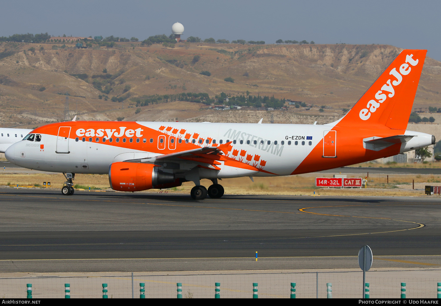 Aircraft Photo of G-EZDN | Airbus A319-111 | EasyJet | AirHistory.net #520280