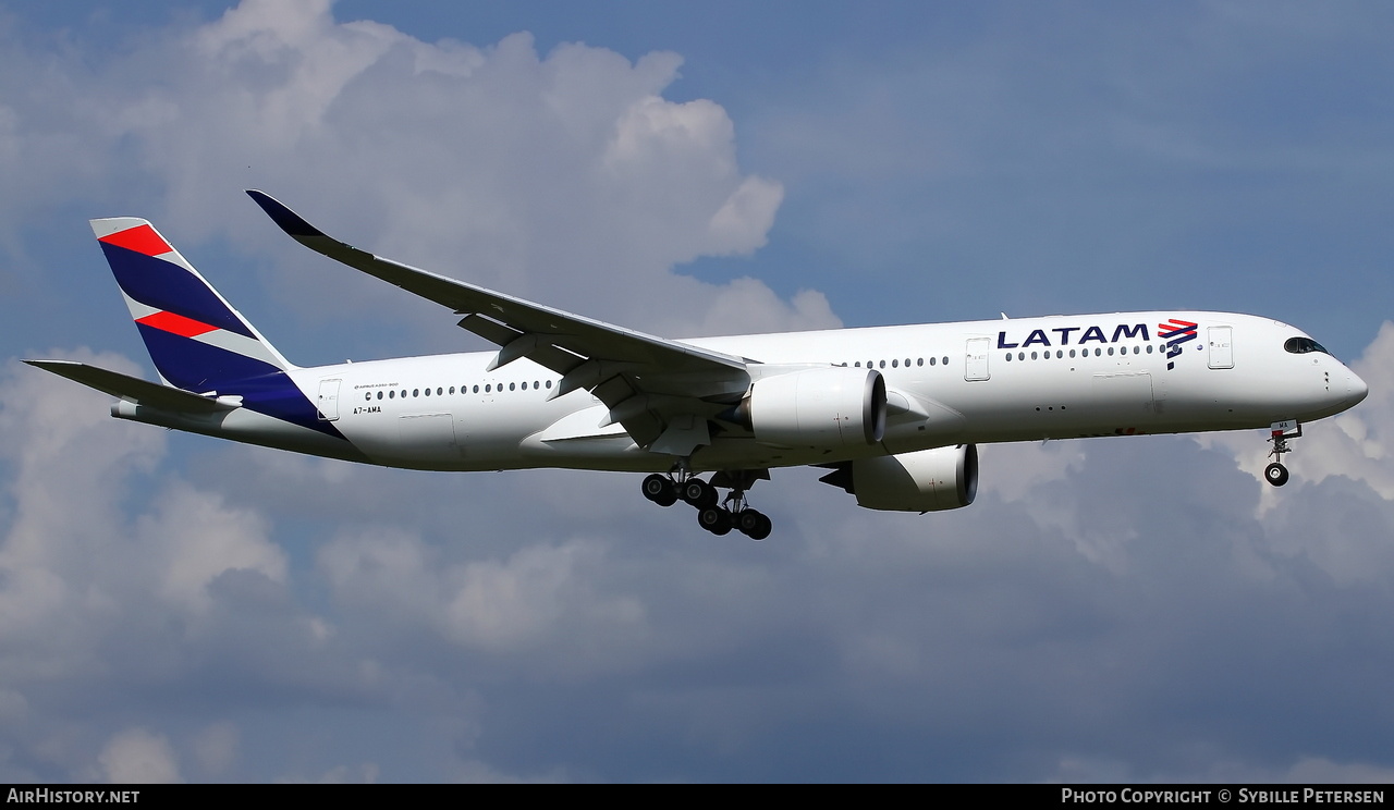 Aircraft Photo of A7-AMA | Airbus A350-941 | LATAM Airlines | AirHistory.net #520373