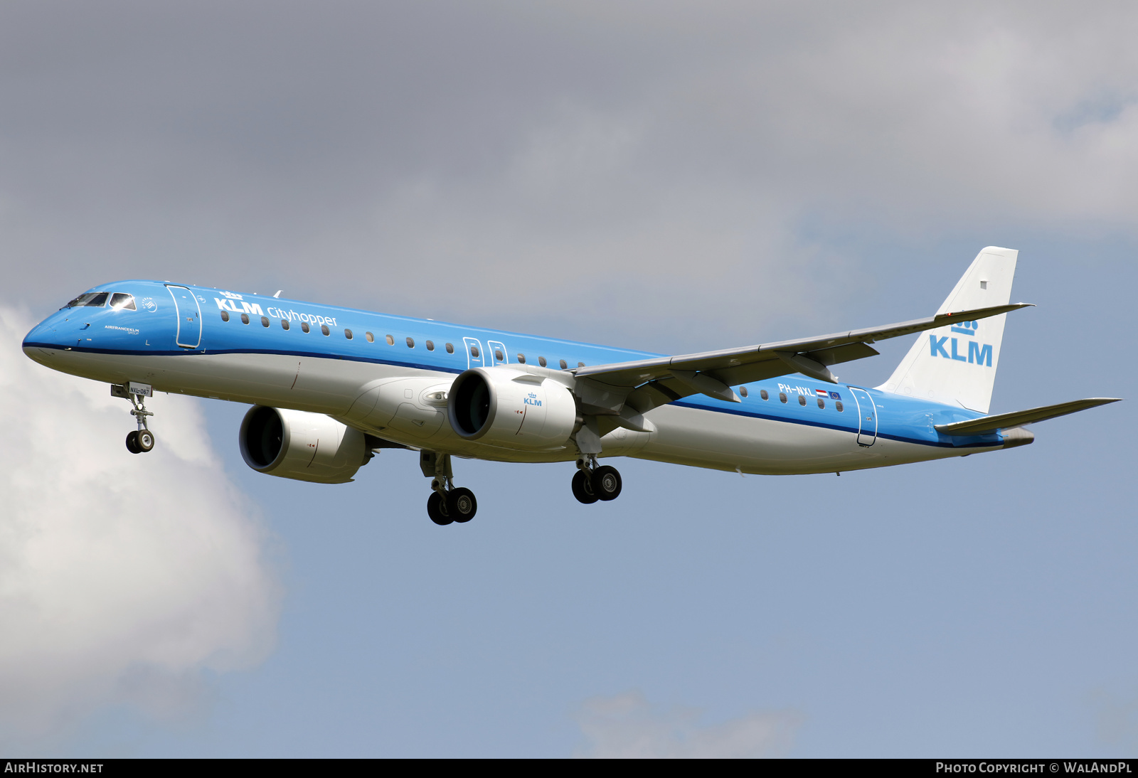 Aircraft Photo of PH-NXL | Embraer 195-E2 (ERJ-190-400) | KLM Cityhopper | AirHistory.net #520374