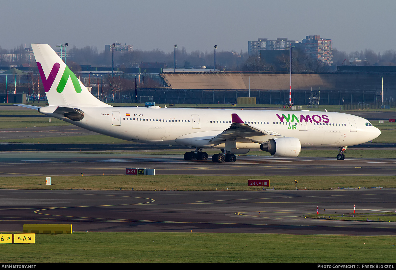 Aircraft Photo of EC-MTT | Airbus A330-223 | Wamos Air | AirHistory.net #520445