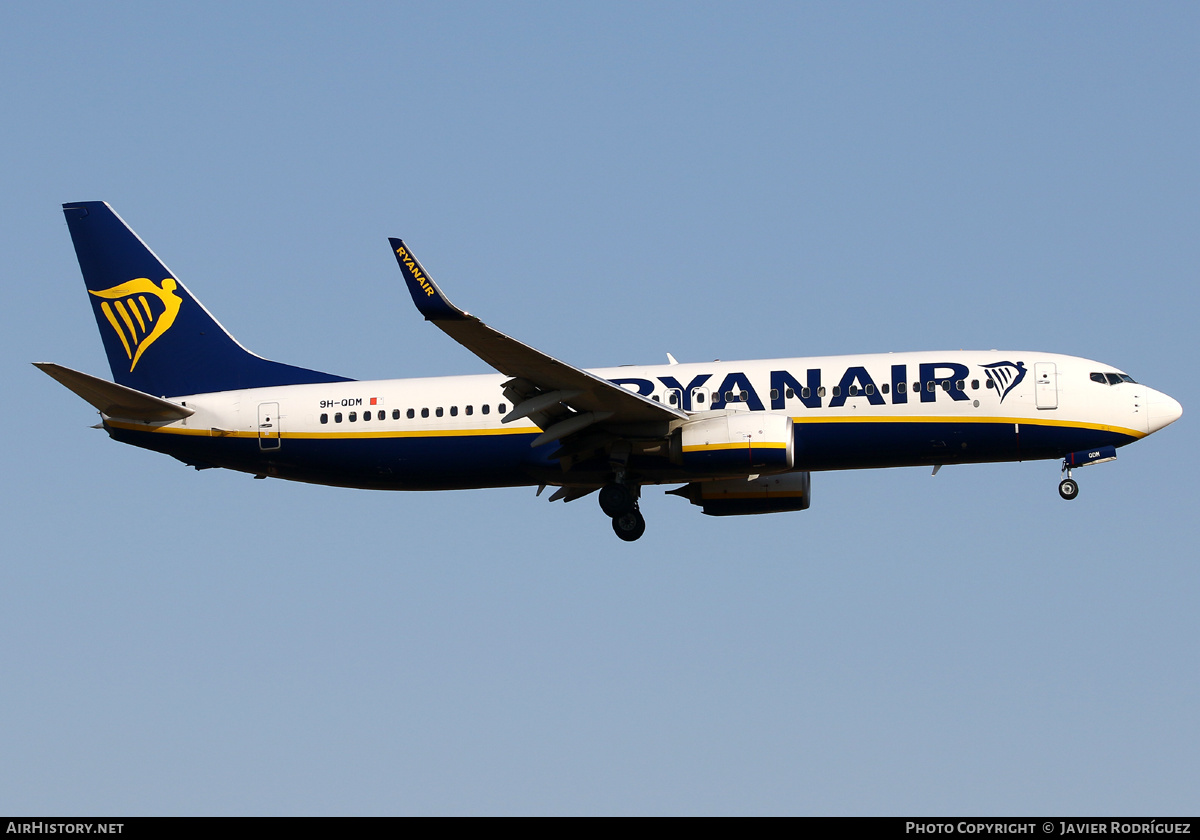 Aircraft Photo of 9H-QDM | Boeing 737-800 | Ryanair | AirHistory.net #520621