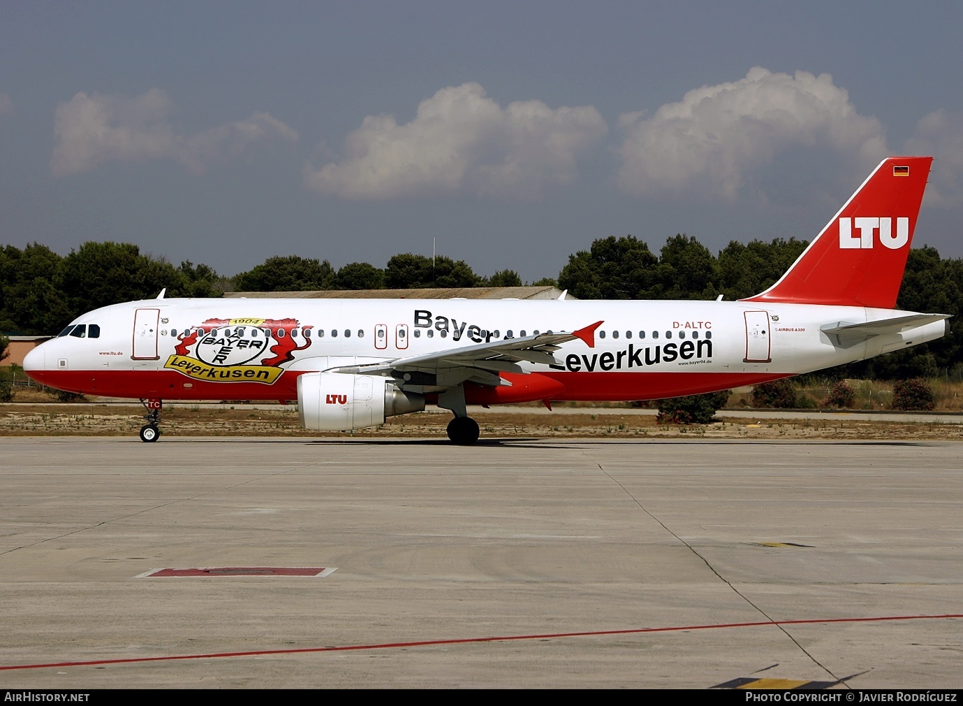 Aircraft Photo of D-ALTC | Airbus A320-214 | LTU - Lufttransport-Unternehmen | AirHistory.net #520649