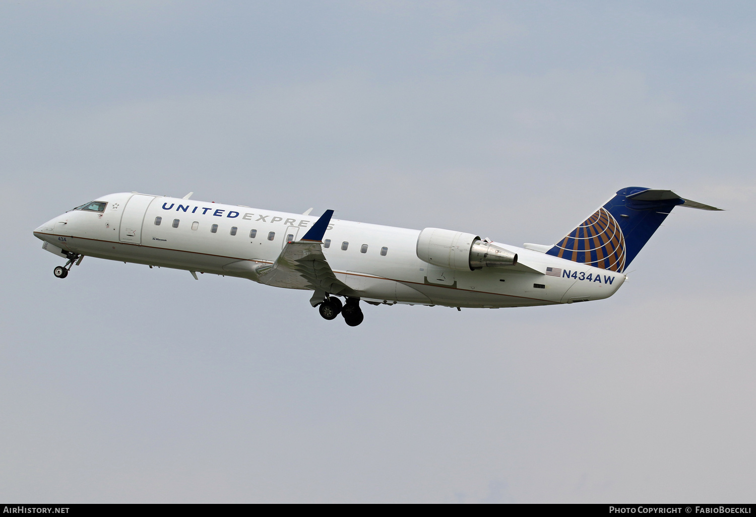 Aircraft Photo of N434AW | Bombardier CRJ-200LR (CL-600-2B19) | United Express | AirHistory.net #520650