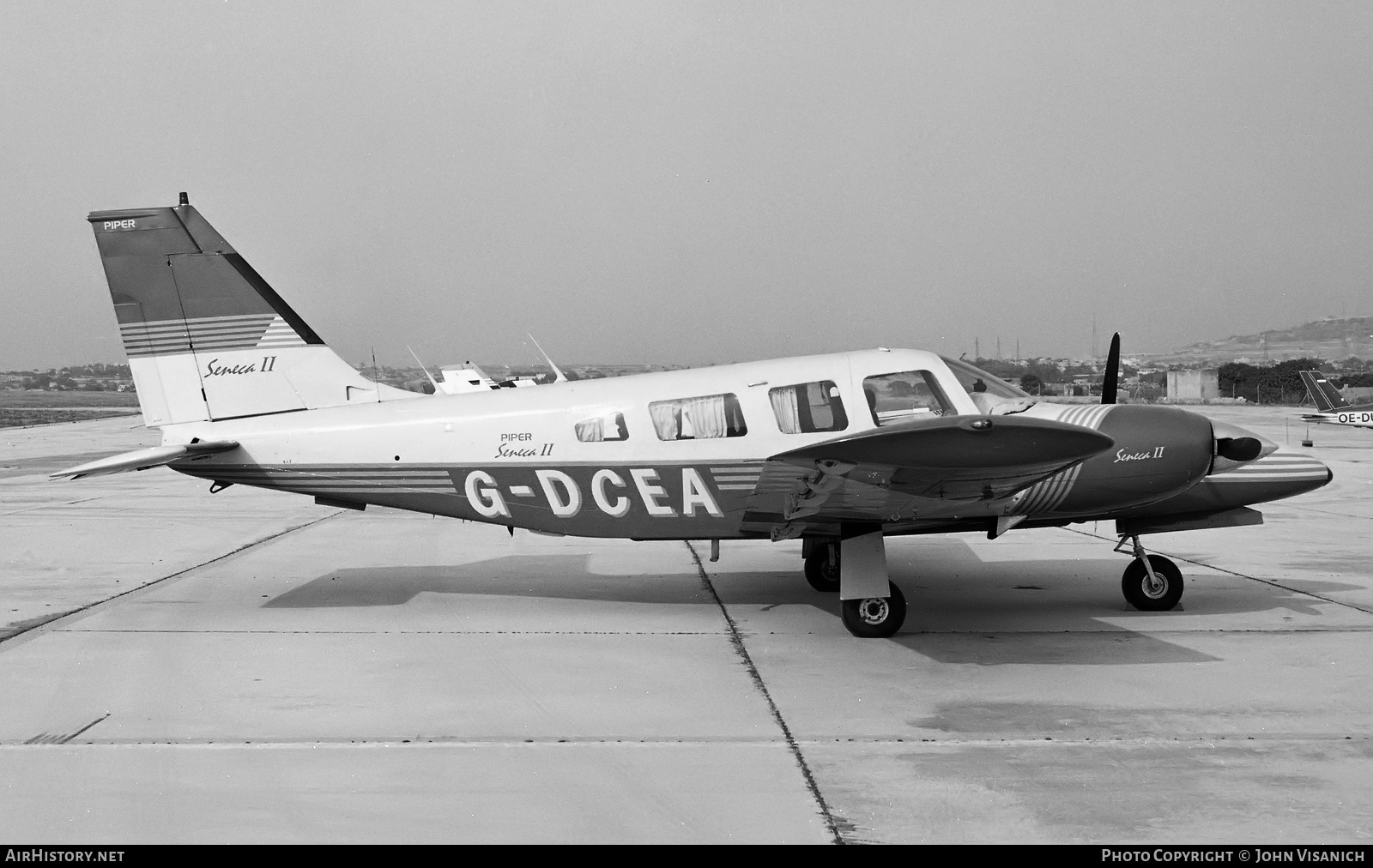 Aircraft Photo of G-DCEA | Piper PA-34-200T Seneca II | AirHistory.net #520670