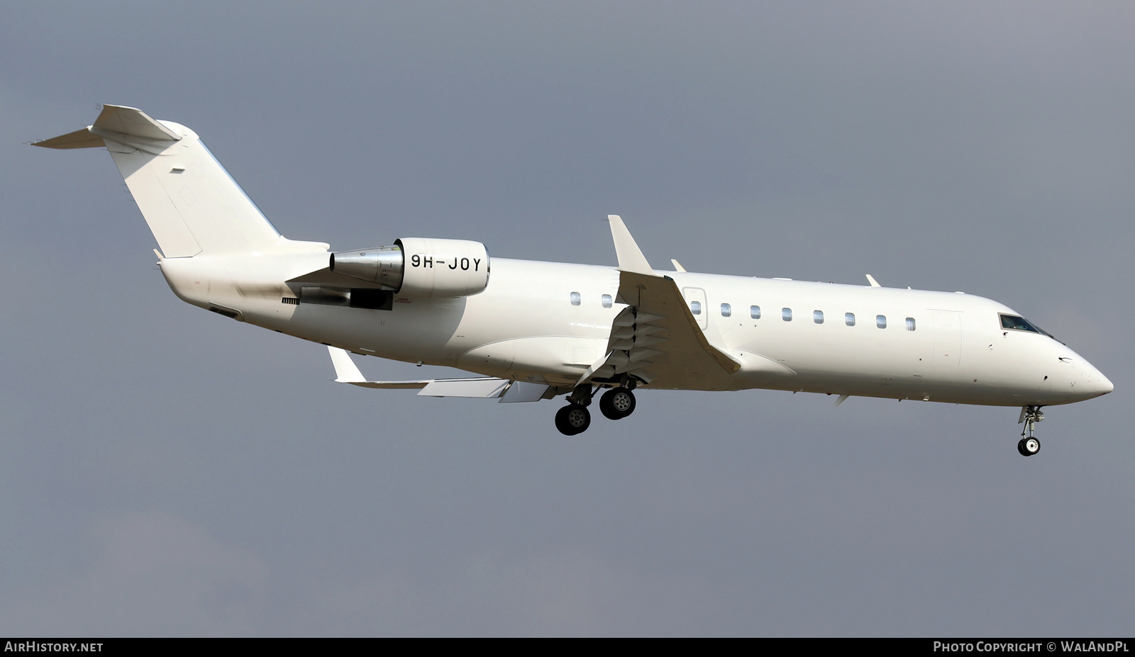 Aircraft Photo of 9H-JOY | Bombardier CRJ-200ER (CL-600-2B19) | AirHistory.net #520693