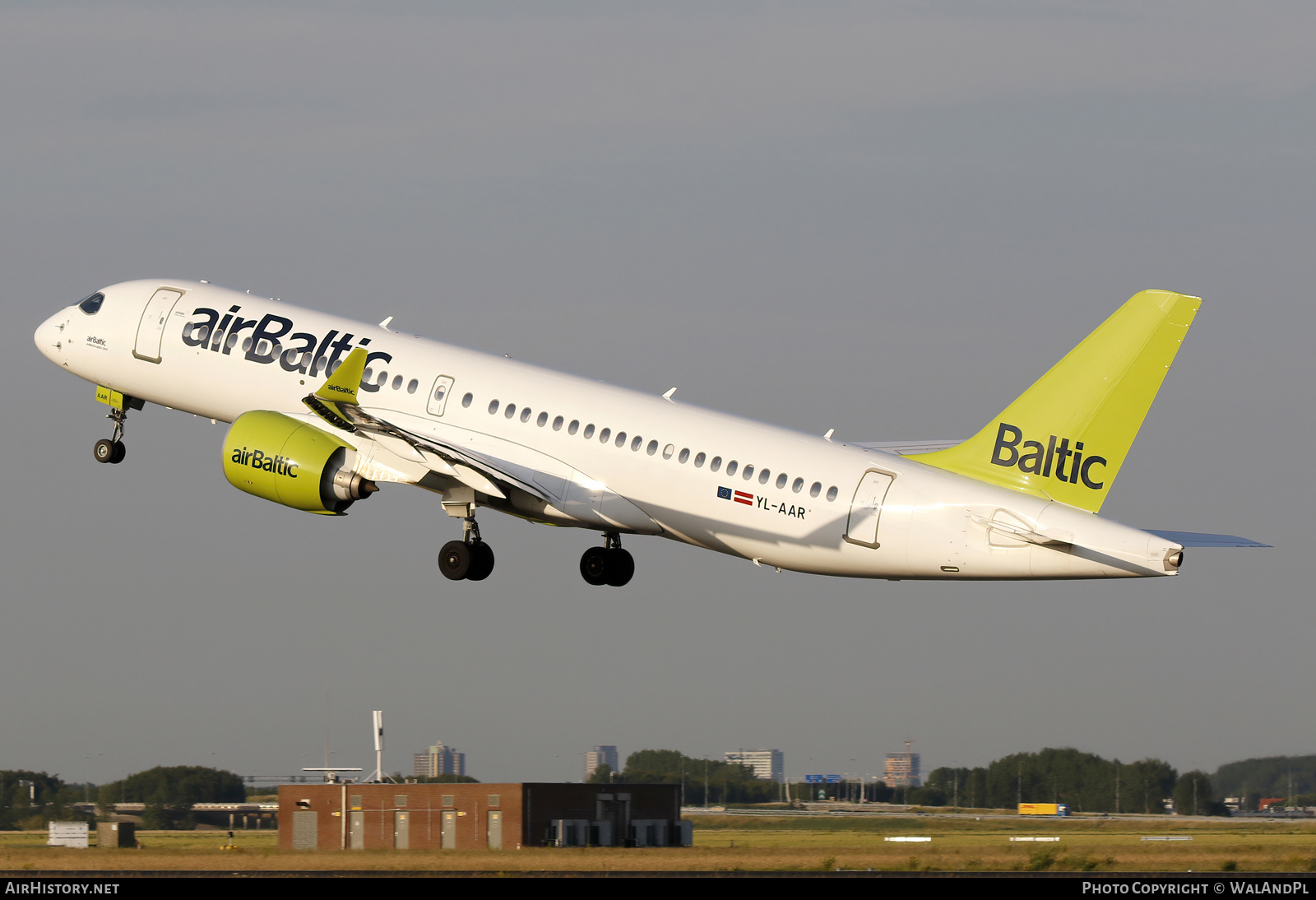 Aircraft Photo of YL-AAR | Airbus A220-371 (BD-500-1A11) | AirBaltic | AirHistory.net #520716