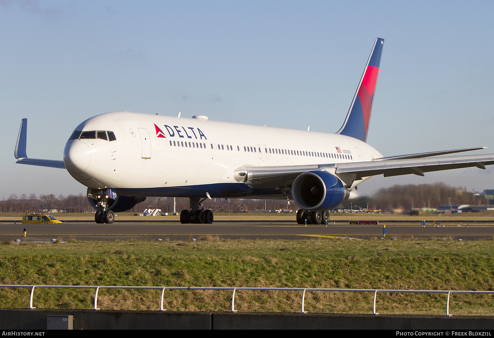 Aircraft Photo of N193DN | Boeing 767-332/ER | Delta Air Lines | AirHistory.net #520757