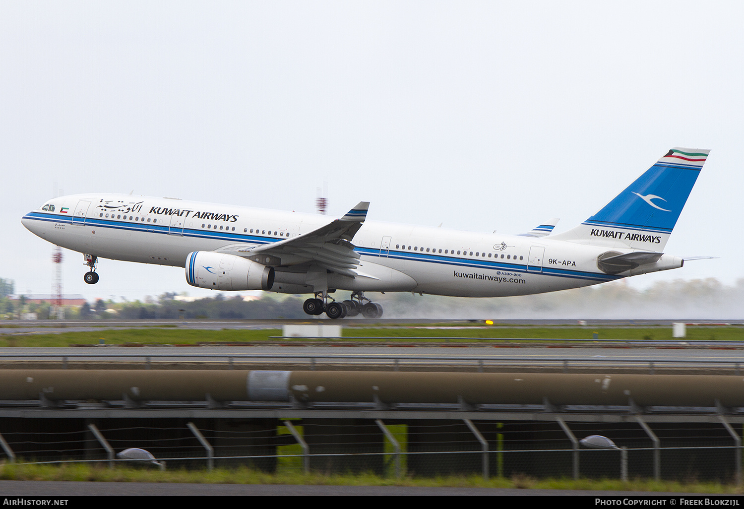 Aircraft Photo of 9K-APA | Airbus A330-243 | Kuwait Airways | AirHistory.net #520785