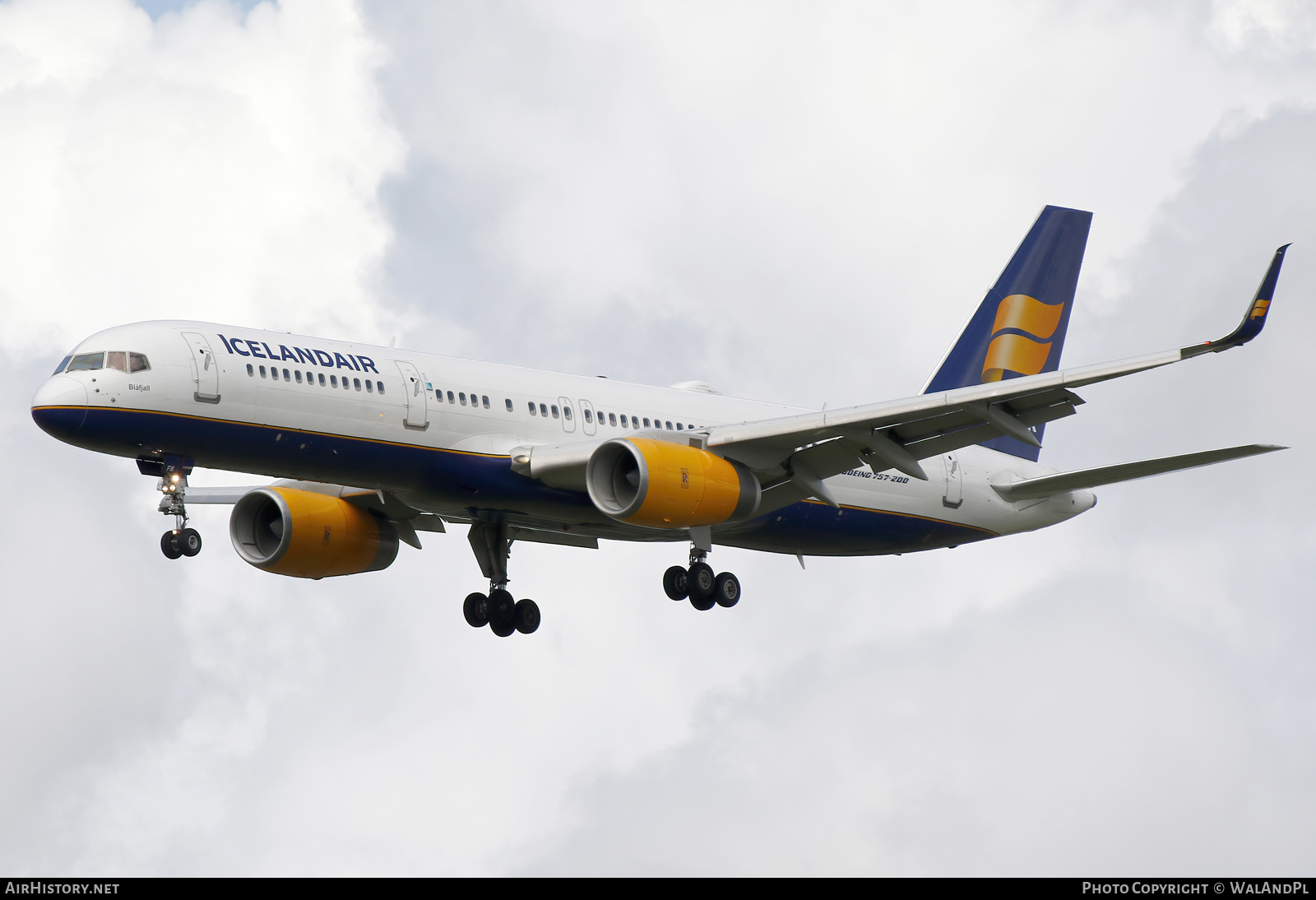 Aircraft Photo of TF-FIK | Boeing 757-256 | Icelandair | AirHistory.net #520816