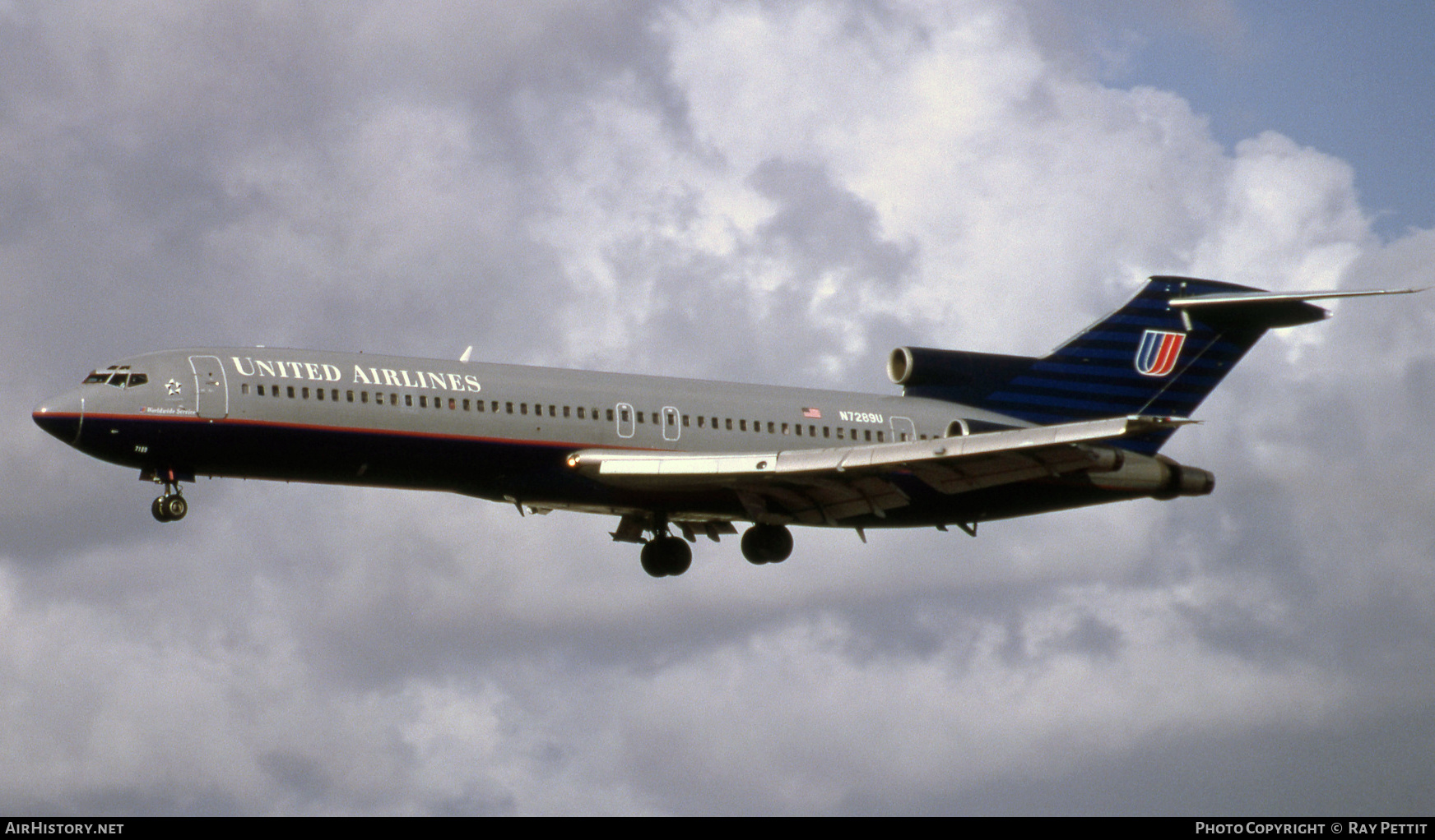 Aircraft Photo of N7289U | Boeing 727-222/Adv | United Airlines | AirHistory.net #520986