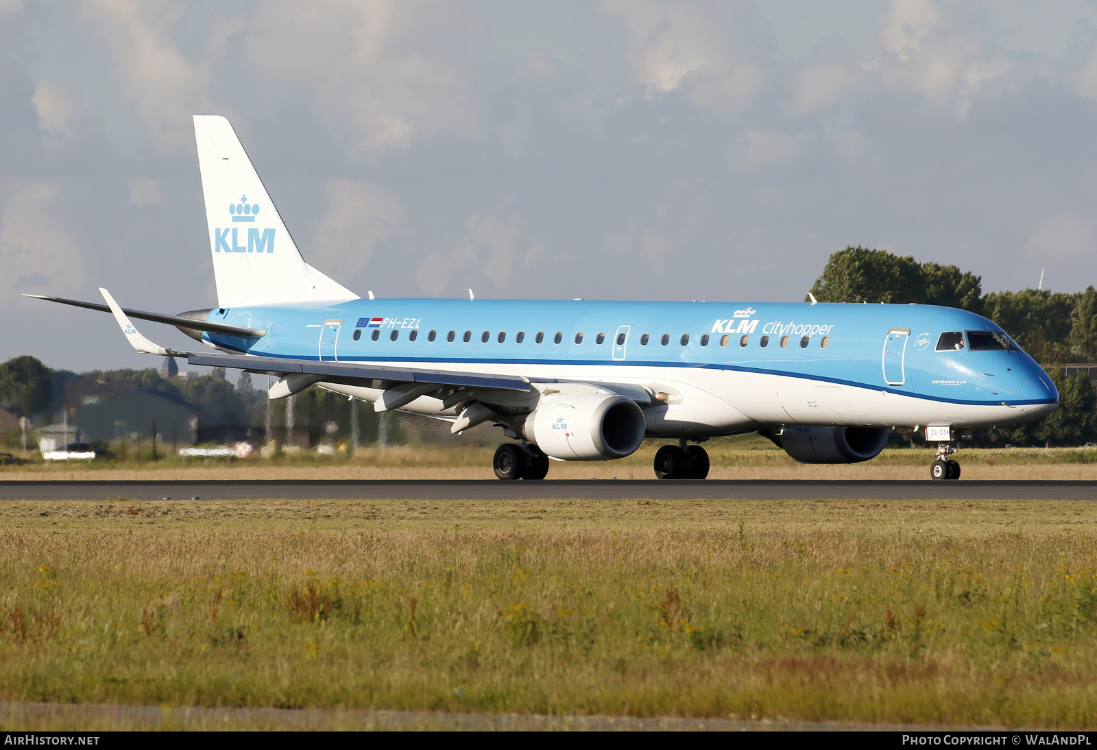 Aircraft Photo of PH-EZL | Embraer 190STD (ERJ-190-100STD) | KLM Cityhopper | AirHistory.net #521138