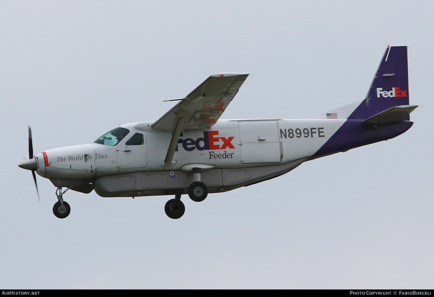 Aircraft Photo of N899FE | Cessna 208B Super Cargomaster | FedEx Feeder | AirHistory.net #521153