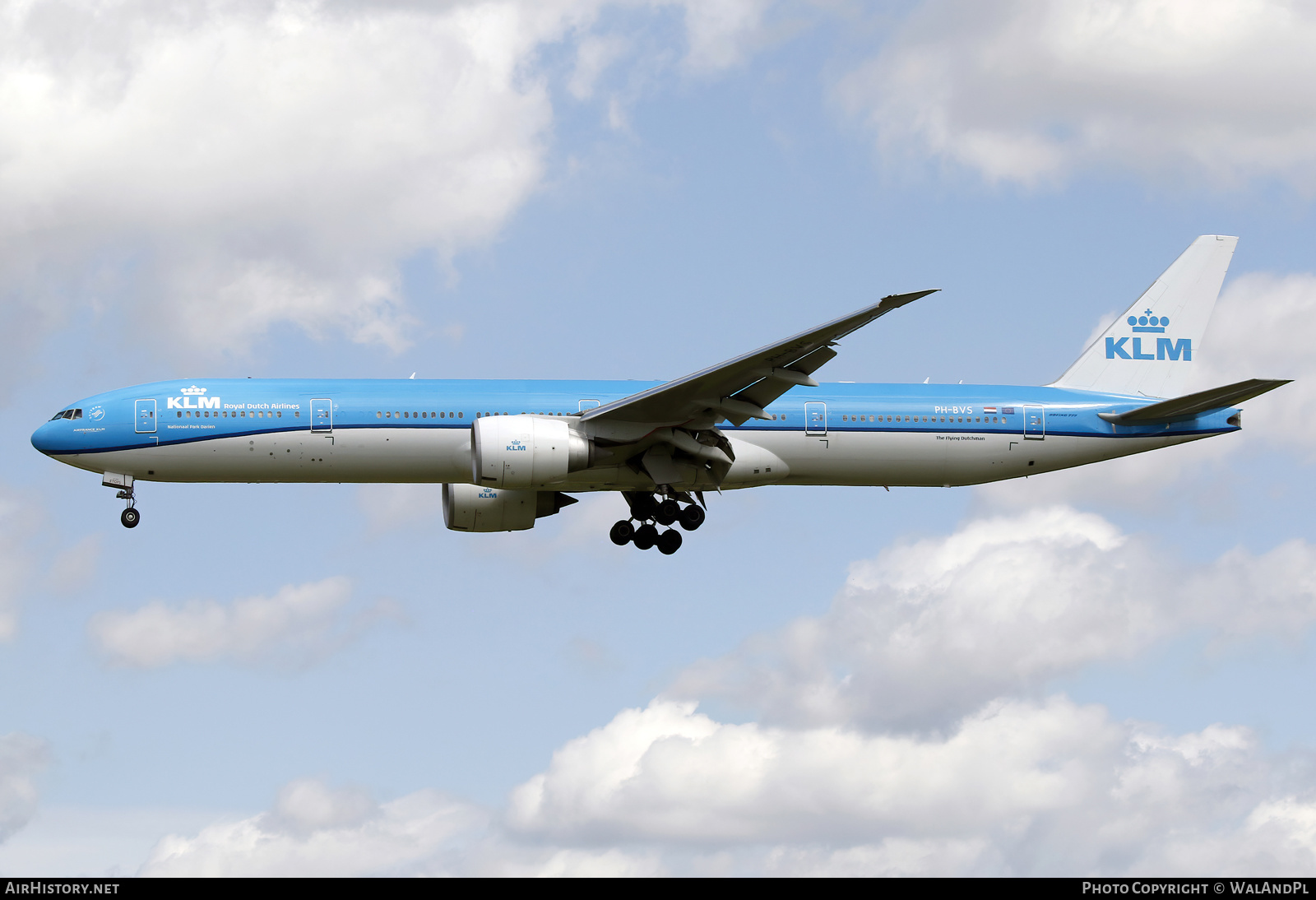 Aircraft Photo of PH-BVS | Boeing 777-300/ER | KLM - Royal Dutch Airlines | AirHistory.net #521155